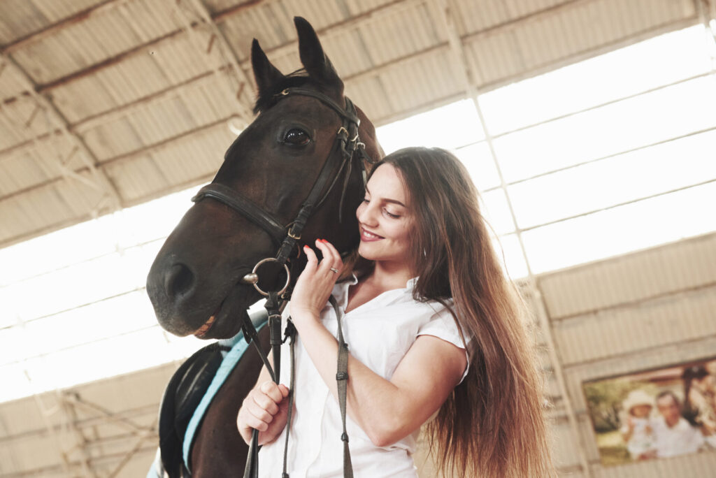 equine therapy benefits Mariposa Center